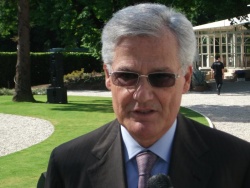 Massimo Zanetti (2013).jpg